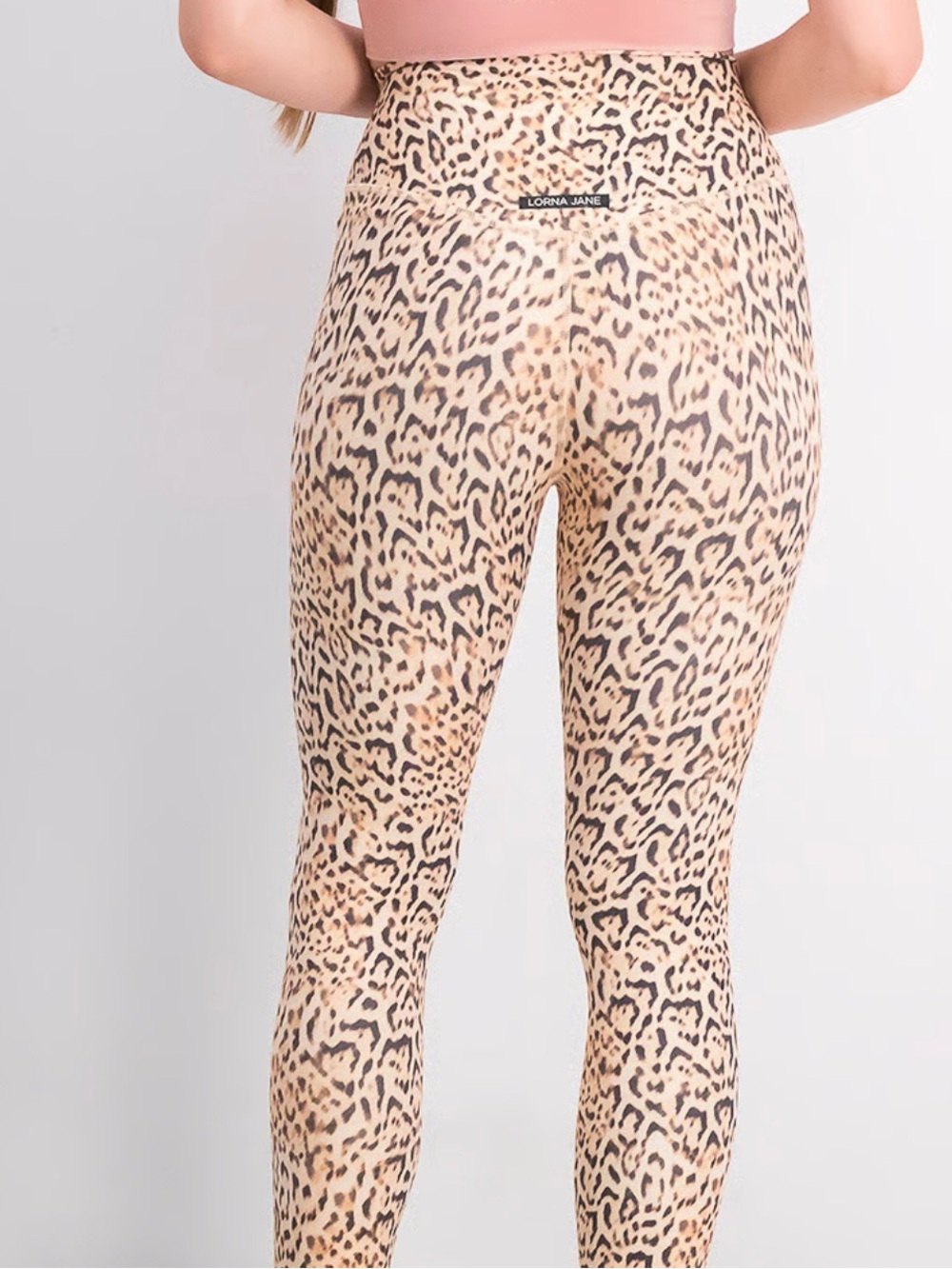 Lorna Jane High-Waist Leopard Print Leggings S inseams 23”